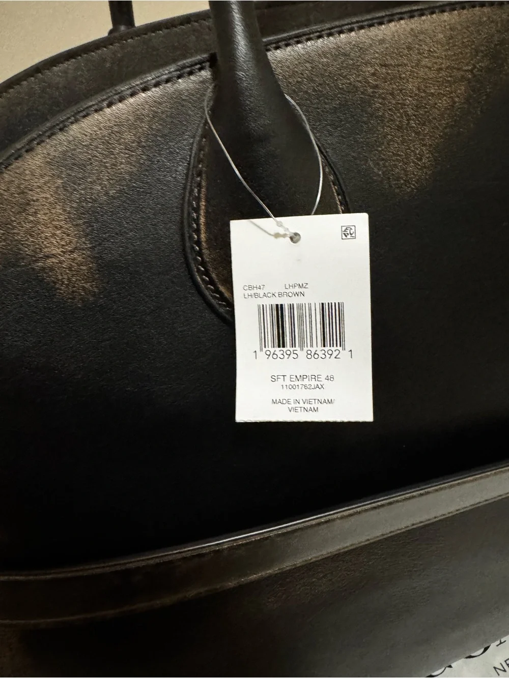 Coach Empire 48 in Loved Leather